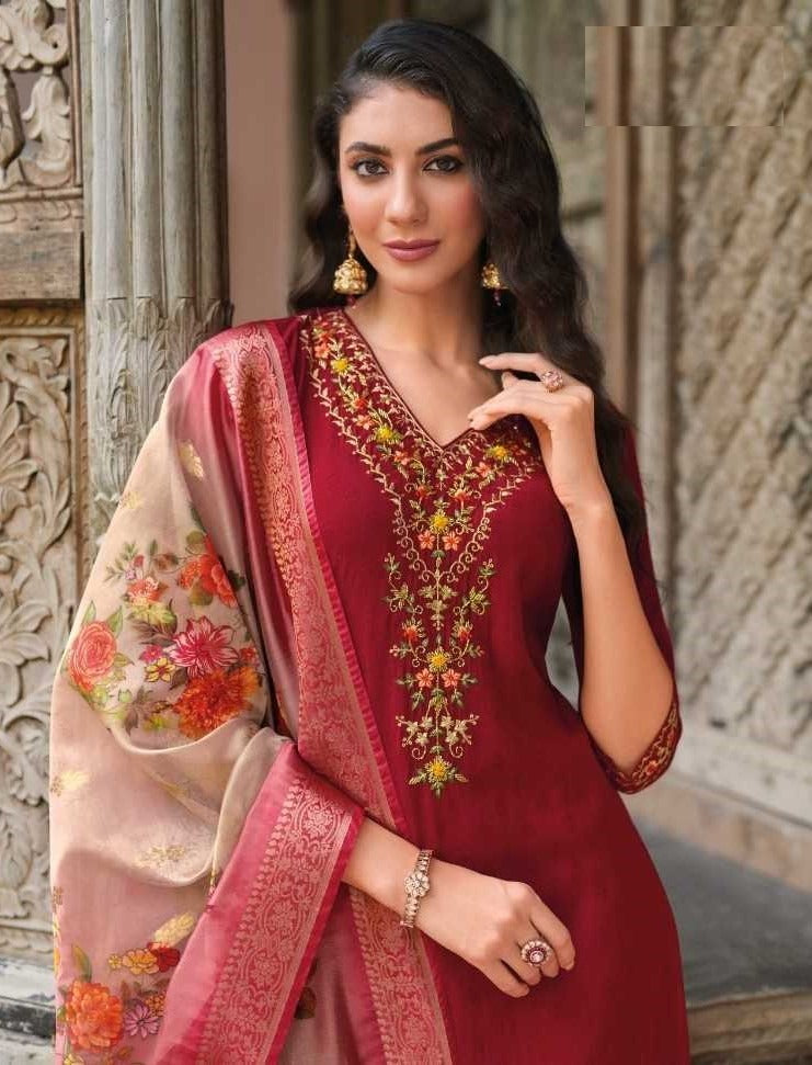 Pink Soft Silk Hand Work Top & Banarasi Bottom With Silk Dupatta Suit 23201