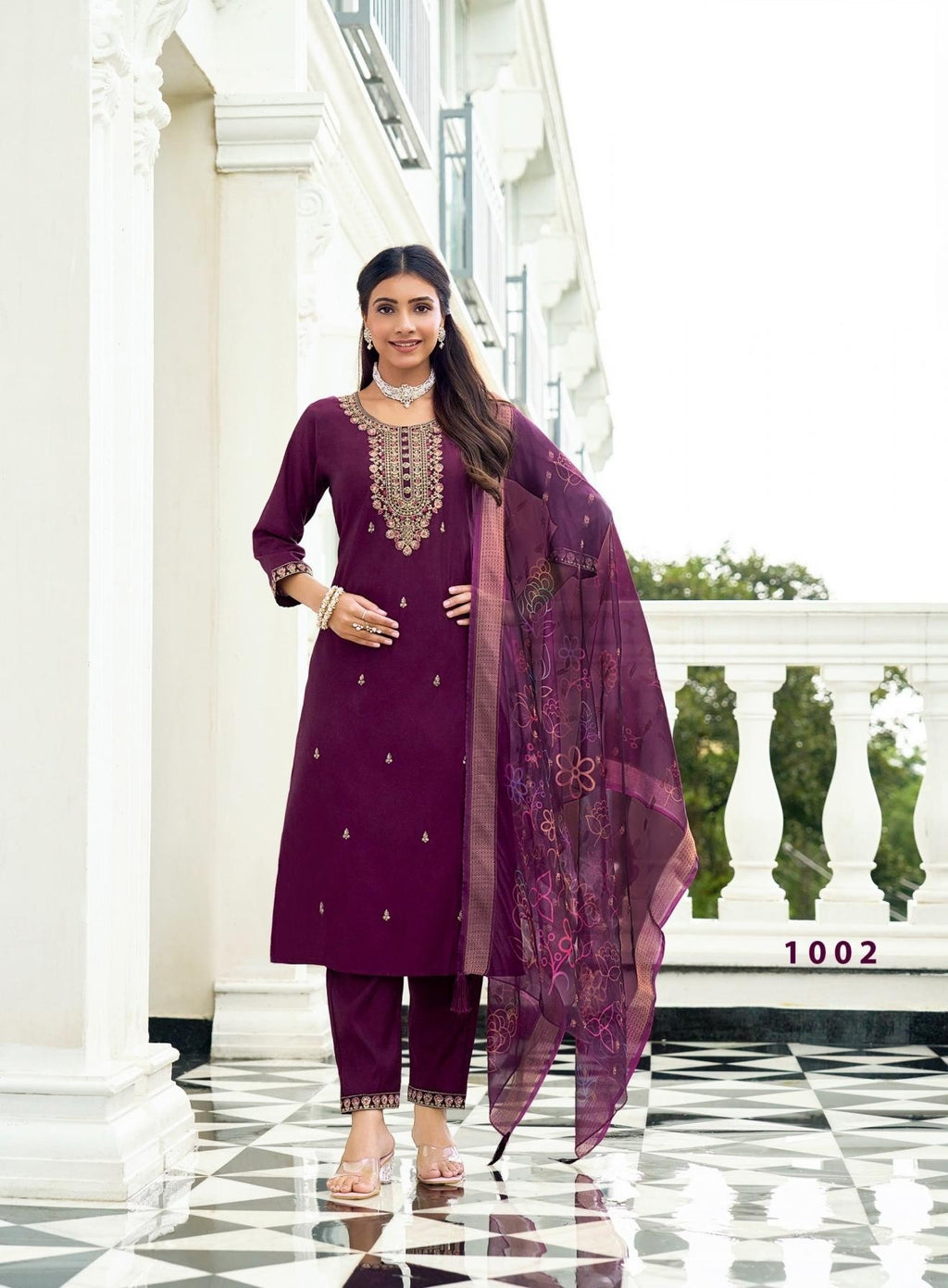 Plus Size Festive Wear Embroidered Straight Fit Kurta Set 1001