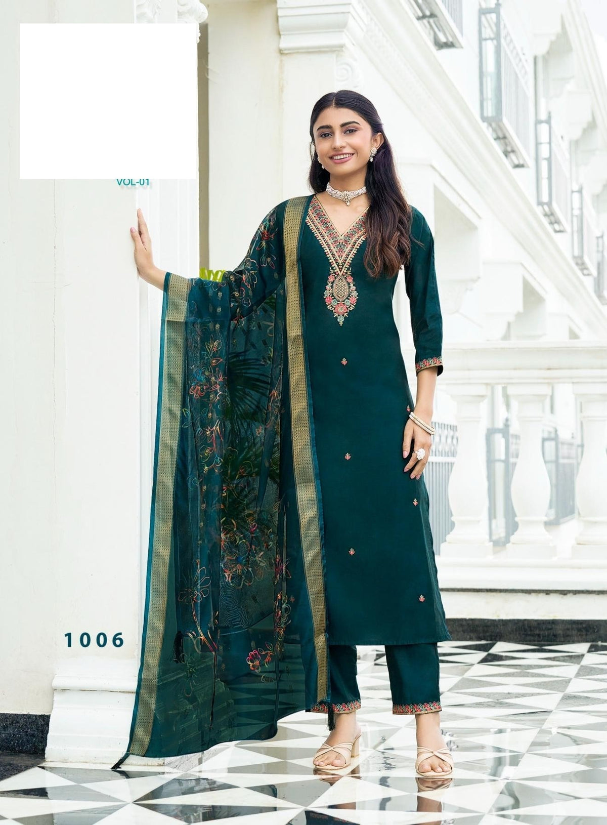 Plus Size Festive Wear Embroidered Straight Fit Kurta Set 1001